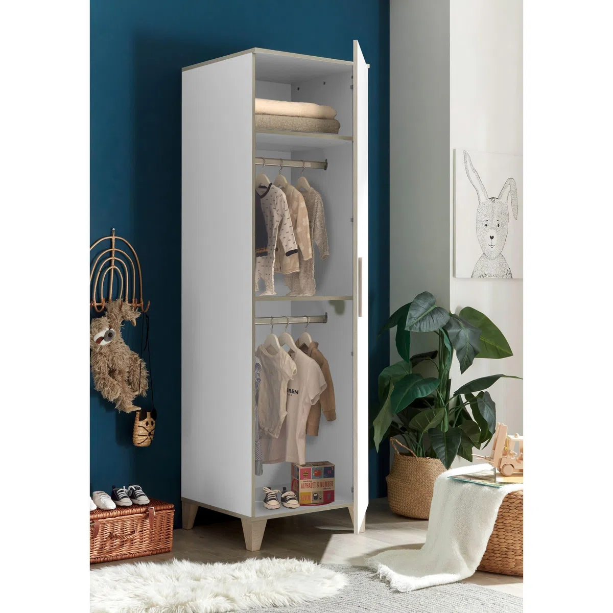 Stella Trading Prizzi-Armario para habitación de bebé (Aspecto, versátil, con Mucho Espacio de Almacenamiento), Color, Madera, Blanco Aurum, Kleiderschrank