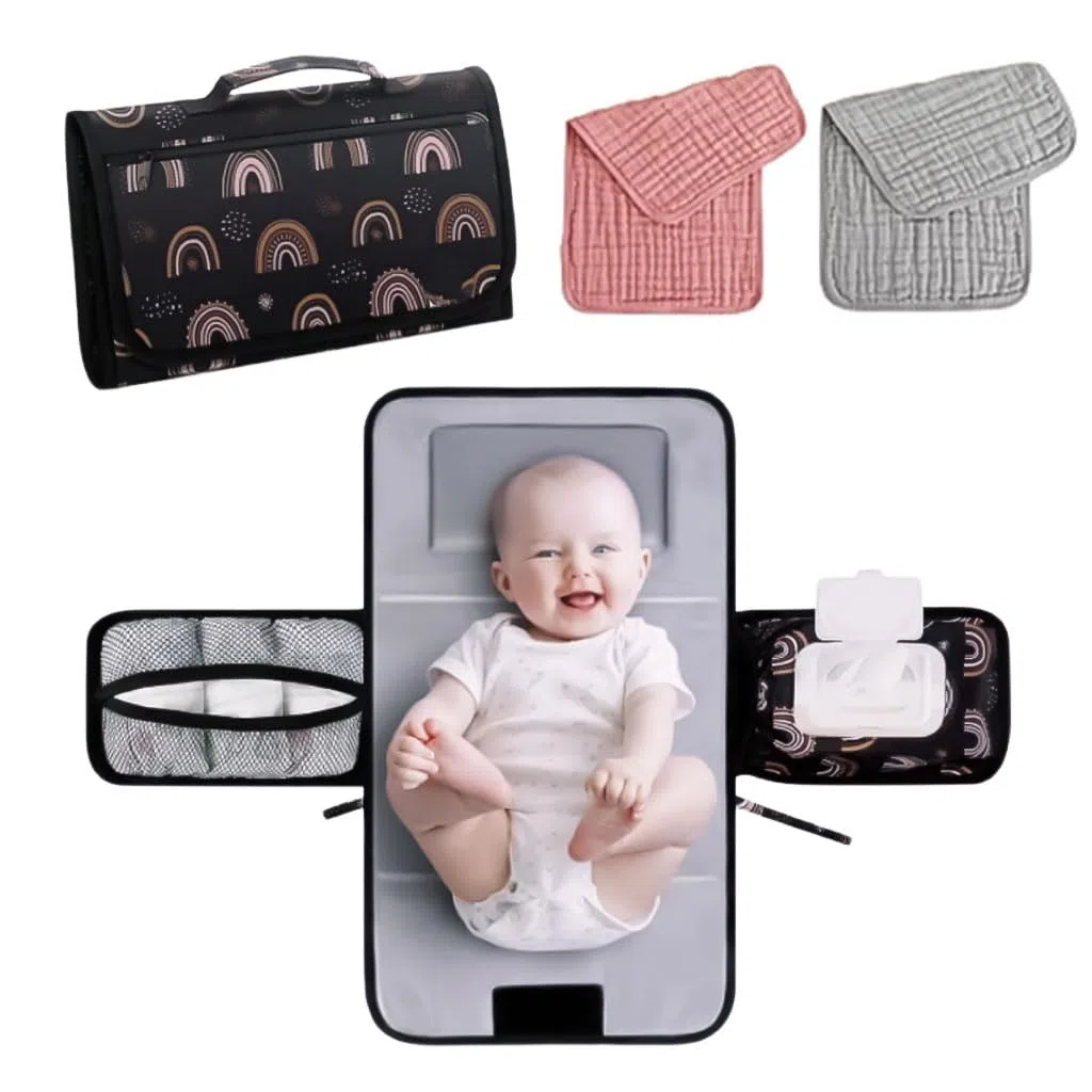 Cambiador de pañales portátil, tapete cambiador de bebé expandible, bolsa de viaje compacta con bolsillos para toallitas, kit de estación de viaje para bebés resistente al agua con 2 paños para