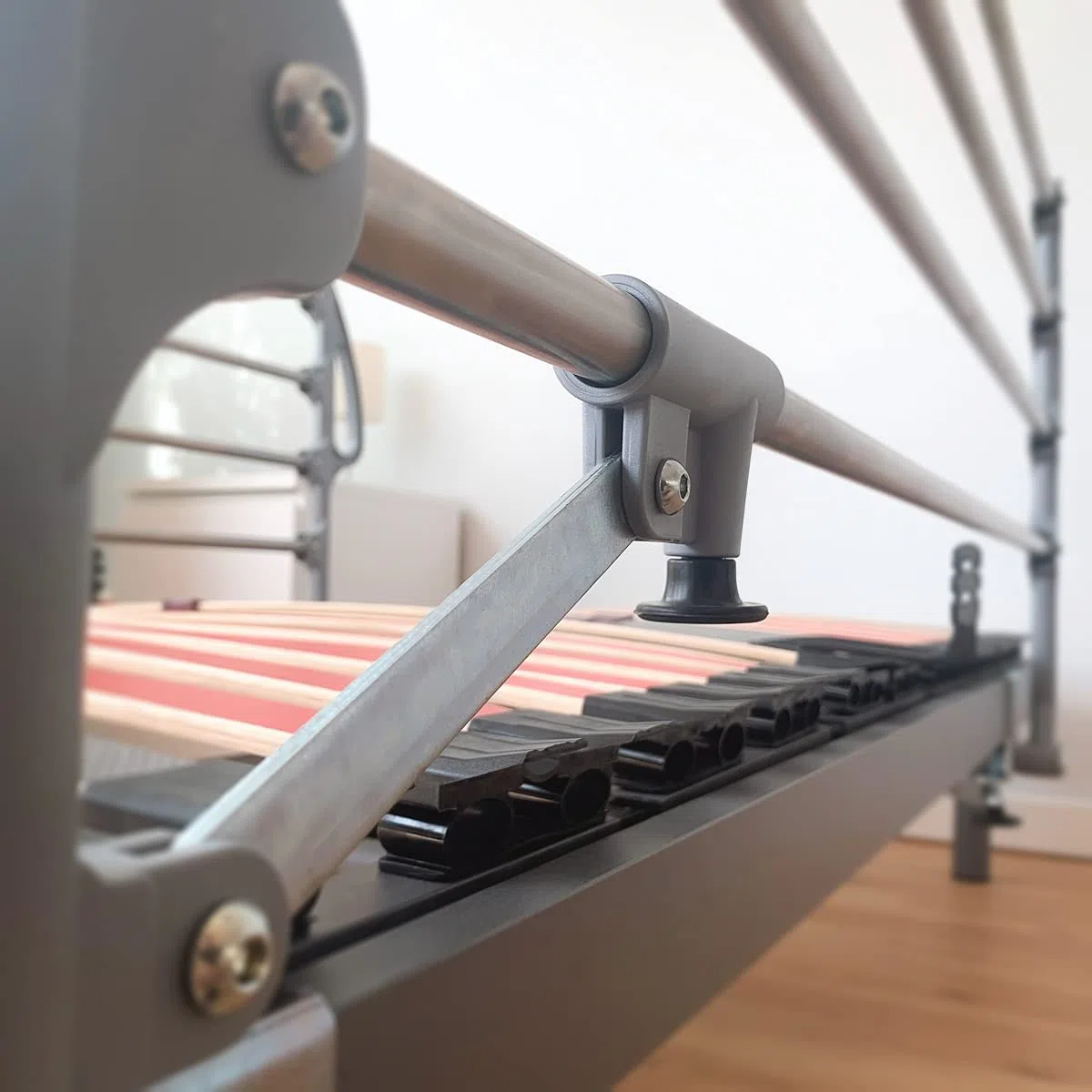 amuéblate Online - Juego de Barandillas Metálicas Geriátricas Reforzadas Abatibles INOX para Cama Articulada con 4 Barras de Seguridad
