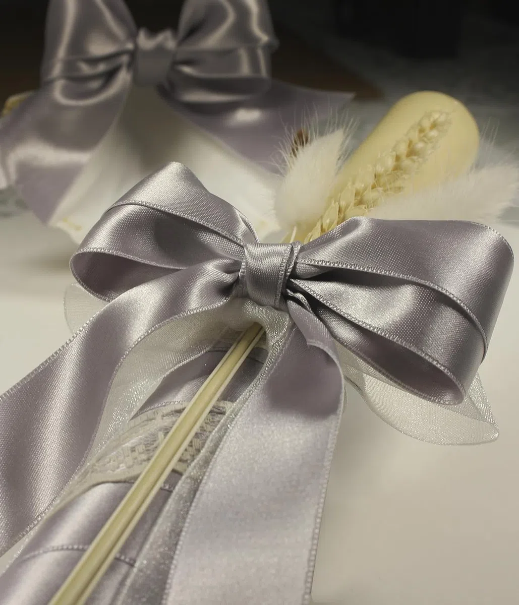 Vela Bautizo – Cirio Bautizo- Vela Bautizo Decorada- Artesanal – Vela color marfil -Vela cera de abeja natural – Vela litúrgica – Vela Larga blanca - Bautizos - Comuniones y Bodas (GRIS PERLA)